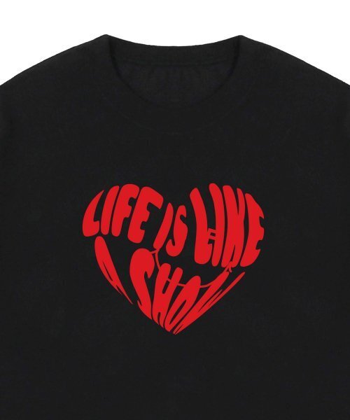 GRAVER（グレーバー）の「[UNISEX]ビッグライフロゴハートスマイルバンファルティ_ブラック（Tシャツ/カットソー・レディース・ブラック・LARGE/MEDIUM/SMALL/X-LARGE）」の5枚目の写真