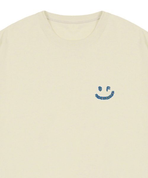 GRAVER（グレーバー）の「[ユニセックス]スモールマルチフラワードローイングスマイル半袖Tシャツ_サンドベージュ（Tシャツ/カットソー・レディース・ベージュ・MEDIUM/LARGE/X-LARGE/SMALL）」の3枚目の写真