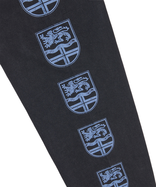 NOMANUAL(NOMANUAL)の「EMBLEM LONG SLEEVE TEE - WASHED BLACK(Tシャツ/カットソー・レディース・その他・LARGE/MEDIUM/X-LARGE)」の4枚目の写真
