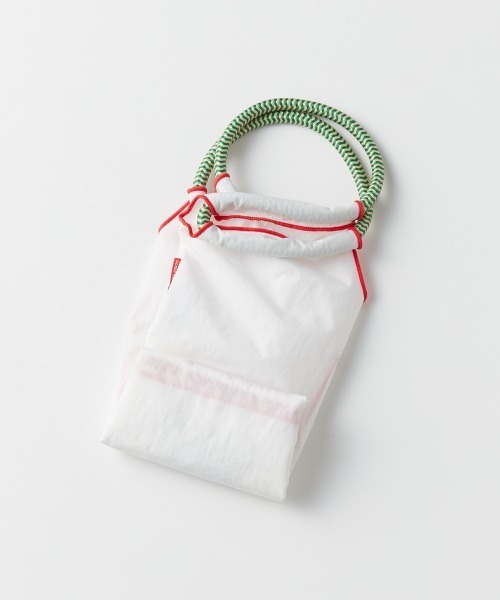 DOUBLE STANDARD CLOTHING(ダブルスタンダードクロージング)の「Ball&Chain / バナナベア ミニショッピングバッグ(ショルダーバッグ・レディース・オフホワイト/ブラック・FREE)」の4枚目の写真