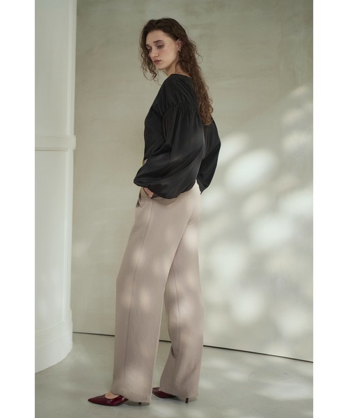 Estella.K(エステラケー)の「Joplin Sheer Blouse ボリュームスリーブBL(シャツ/ブラウス・レディース・オフホワイト/ブラック/モーブ系・FREE)」の13枚目の写真