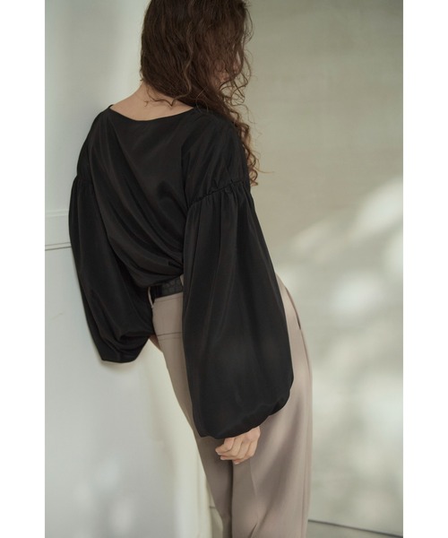 Estella.K(エステラケー)の「Joplin Sheer Blouse ボリュームスリーブBL(シャツ/ブラウス・レディース・オフホワイト/ブラック/モーブ系・FREE)」の9枚目の写真