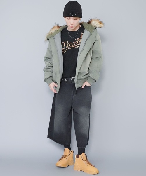 SPINNS（スピンズ）の「短丈モヘアライクジャガードニット/レインボー刺繍ロゴ（ニット/セーター・メンズ・ブラック/ネイビー/グリーン・ONESIZE）」の4枚目の写真