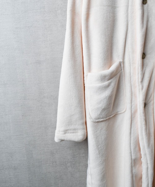 TETERA(テテラ)の「●TETERA/テテラ● SAUNA FUR ROBE / サウナ ファー ローブ(ガウン/バスローブ・レディース・グレー/ネイビー/ライトベージュ・FREE)」の6枚目の写真