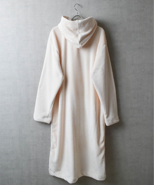 TETERA(テテラ)の「●TETERA/テテラ● SAUNA FUR ROBE / サウナ ファー ローブ(ガウン/バスローブ・レディース・グレー/ネイビー/ライトベージュ・FREE)」の8枚目の写真