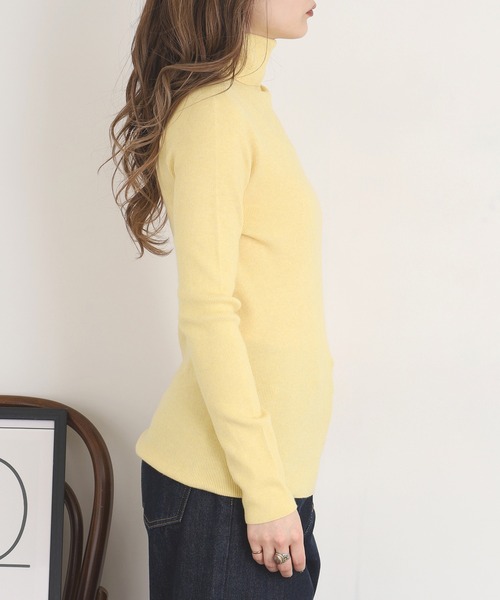 EGLANTINE(エグランティーヌ)の「EGLANTINE カシミヤ混タートルネックニット(ニット/セーター・レディース・ブラウン/チャコールグレー/オフホワイト/イエロー/グリーン/ブラック・38)」の12枚目の写真