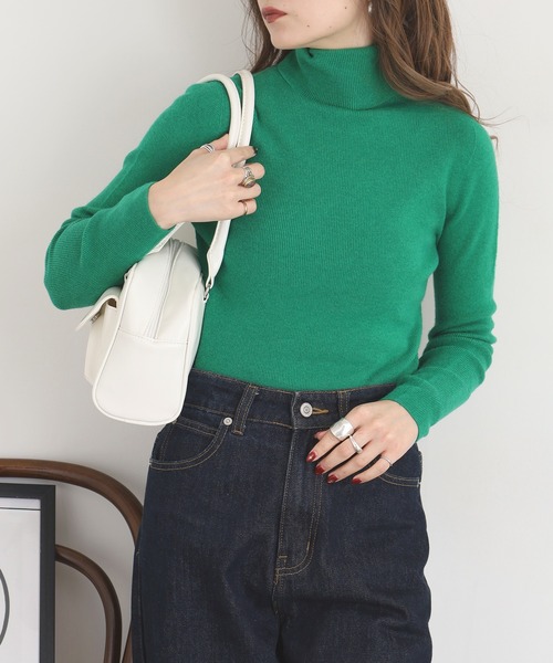 EGLANTINE(エグランティーヌ)の「EGLANTINE カシミヤ混タートルネックニット(ニット/セーター・レディース・ブラウン/チャコールグレー/オフホワイト/イエロー/グリーン/ブラック・38)」の20枚目の写真