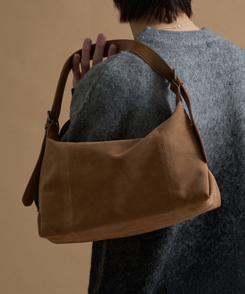 epnok（エプノック）の「ミディアムショルダーバッグ（ショルダーバッグ・メンズ・ブラック系/ブラウン/ダークブラウン/キャメル/ブラック・ONE SIZE）」の5枚目の写真