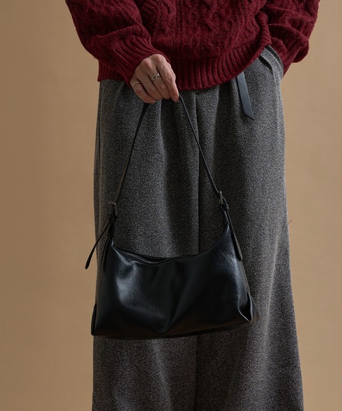 epnok（エプノック）の「ミディアムショルダーバッグ（ショルダーバッグ・メンズ・ブラック系/ブラウン/ダークブラウン/キャメル/ブラック・ONE SIZE）」の7枚目の写真