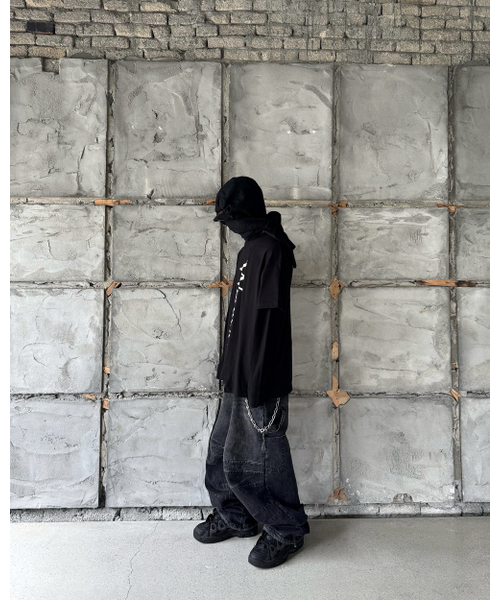 ROARINGRAD（ロアリングラド）の「ウォッシュドデニムカーペンターパンツブラック（デニムパンツ・レディース・その他・LARGE/MEDIUM）」の3枚目の写真