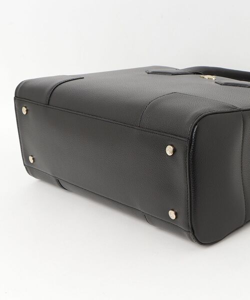 Vivienne Westwood MAN（ヴィヴィアンウエストウッドマン）の「CUTIVE LEATHER SQUARE TOTE M（トートバッグ・メンズ・ブラック・FREE）」の3枚目の写真