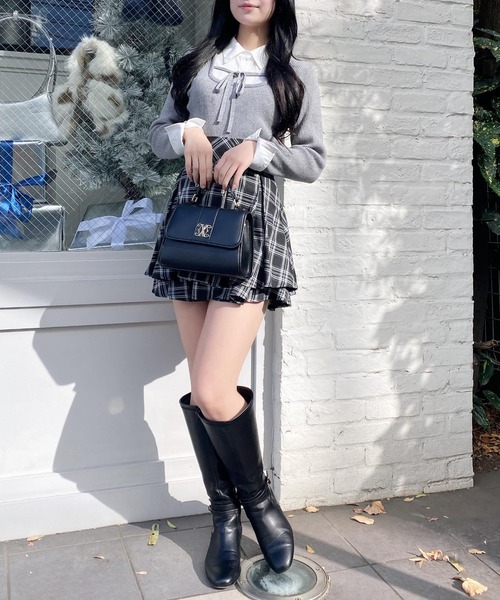 INGNI（イング）の「シャツドッキングフロントリボンニット（ニット/セーター・レディース・ブラック×ホワイト/ベージュ系1/グレー×ホワイト・M）」の15枚目の写真