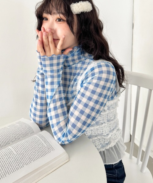 SOLLON.（ソルロン）の「ギンガムチェックシアーハイネックトップス（Tシャツ/カットソー・レディース・グリーン/ライトブルー/レッド・FREE）」の5枚目の写真