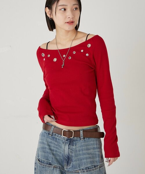 WHO'S WHO gallery(フーズフーギャラリー)の「アイレットオフショルトップス(Tシャツ/カットソー・レディース・ブラック/ホワイト/チャコールグレー/レッド/ネイビー/グレー・FREE)」の16枚目の写真