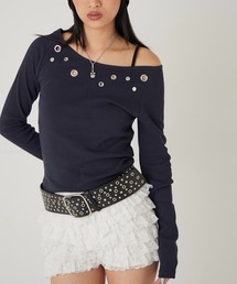 レディースのTシャツ/カットソー（オフショルダー）ファッション通販