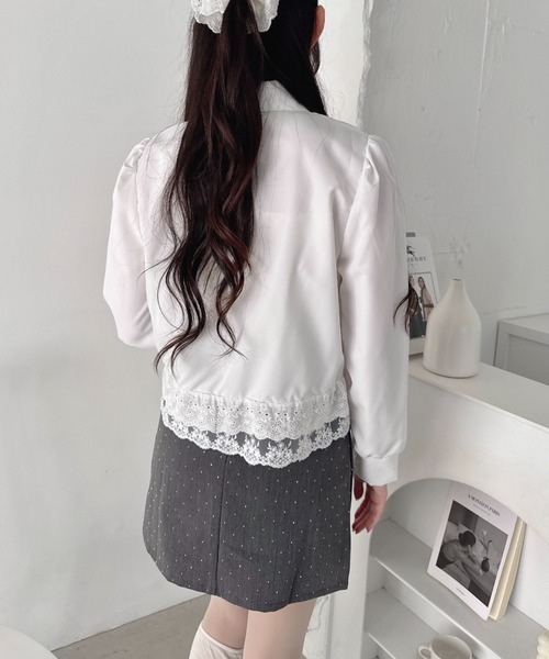 Loueme（ルエム）の「コットンレース裾フリルシャツ（シャツ/ブラウス・レディース・ホワイト/ライトブルー・FREE）」の8枚目の写真