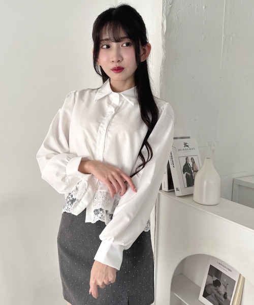 Loueme（ルエム）の「コットンレース裾フリルシャツ（シャツ/ブラウス・レディース・ホワイト/ライトブルー・FREE）」の10枚目の写真