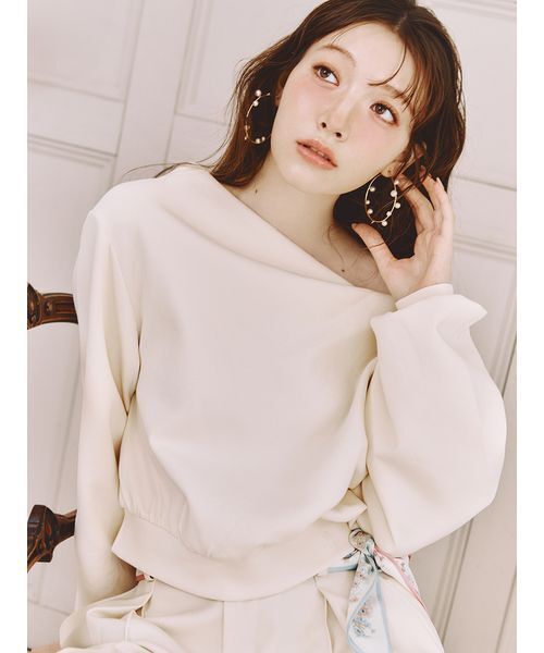 LILY BROWN（リリーブラウン）の「ドレープオフショルボンディングスウェット（スウェット・レディース・アイボリー/グレー/チャコールグレー/ピンク・F）」の7枚目の写真