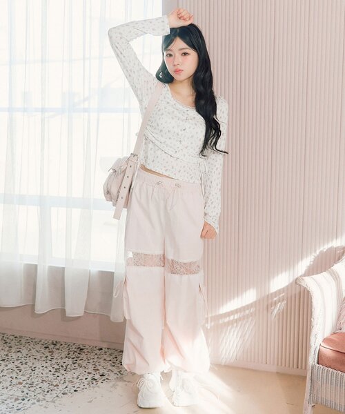 OLIVE des OLIVE（オリーブデオリーブ）の「カーデレイヤードトップス（Tシャツ/カットソー・レディース・ブラック/アイボリー/オフホワイト・FREE）」の8枚目の写真