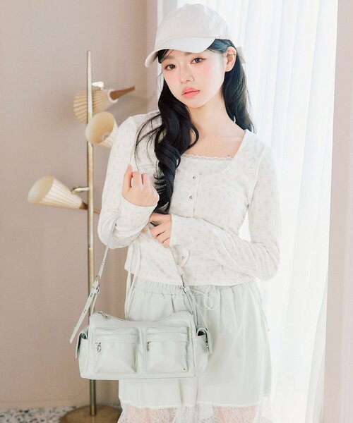 OLIVE des OLIVE（オリーブデオリーブ）の「カーデレイヤードトップス（Tシャツ/カットソー・レディース・ブラック/アイボリー/オフホワイト・FREE）」の13枚目の写真