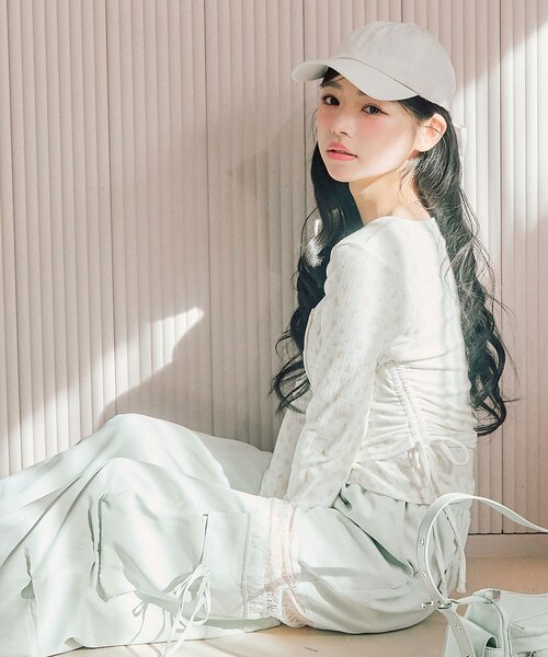 OLIVE des OLIVE（オリーブデオリーブ）の「カーデレイヤードトップス（Tシャツ/カットソー・レディース・ブラック/アイボリー/オフホワイト・FREE）」の16枚目の写真