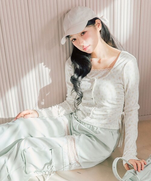 OLIVE des OLIVE（オリーブデオリーブ）の「カーデレイヤードトップス（Tシャツ/カットソー・レディース・ブラック/アイボリー/オフホワイト・FREE）」の17枚目の写真