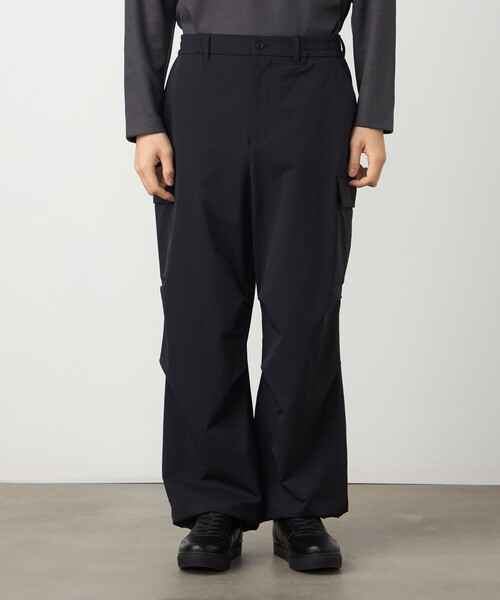 COMME CA ISM(コムサイズム)の「ナイロンストレッチ二重織 パラシュートパンツ(その他パンツ・メンズ・ブラック・LARGE/MEDIUM/SMALL)」の6枚目の写真