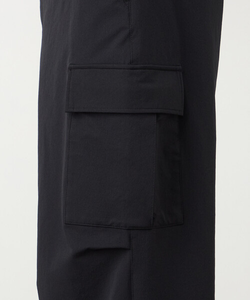 COMME CA ISM(コムサイズム)の「ナイロンストレッチ二重織 パラシュートパンツ(その他パンツ・メンズ・ブラック・LARGE/MEDIUM/SMALL)」の12枚目の写真