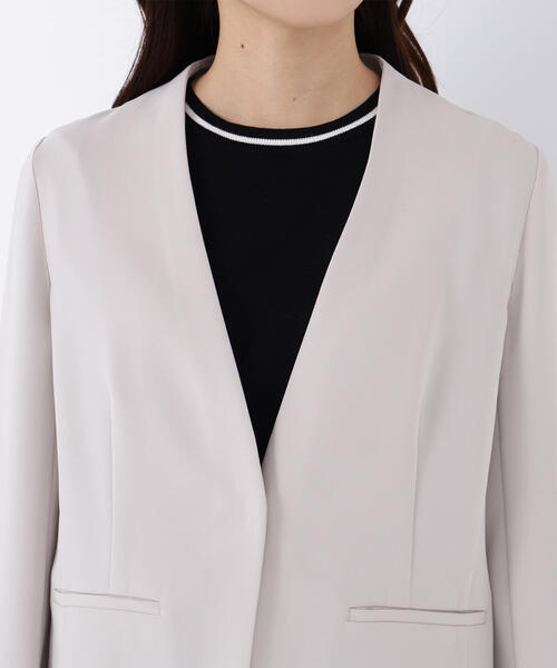 NATURAL BEAUTY BASIC（ナチュラルビューティーベーシック）の「◇ドビーツイル SETUP ノーカラージャケット（ノーカラージャケット・レディース・グレイッシュベージュ/ネイビー・SMALL/MEDIUM/LARGE）」の13枚目の写真