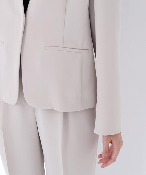 NATURAL BEAUTY BASIC（ナチュラルビューティーベーシック）の「◇ドビーツイル SETUP ノーカラージャケット（ノーカラージャケット・レディース・グレイッシュベージュ/ネイビー・SMALL/MEDIUM/LARGE）」の15枚目の写真