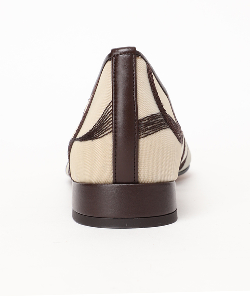 GRISE(グリーズ)の「GRISEポインテッドチュールフラット(その他シューズ・レディース・ブラウン・23.5cm/24cm/24.5cm/25cm/22cm/22.5cm/23cm)」の14枚目の写真