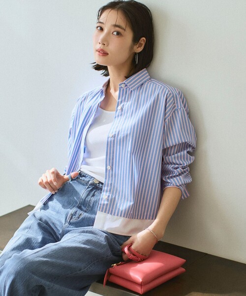 23区(ニジュウサンク)の「CANCLINI レギュラーカラー ストライプ クロップドシャツ(シャツ/ブラウス・レディース・イエロー系1/スカイブルー系1/ピンク系1・38)」の1枚目の写真