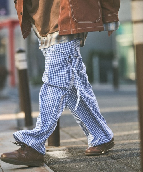 niko and...(ニコアンド)の「チェックカーゴパンツ(カーゴパンツ・メンズ・その他1/ブルー・MEDIUM/LARGE)」の8枚目の写真
