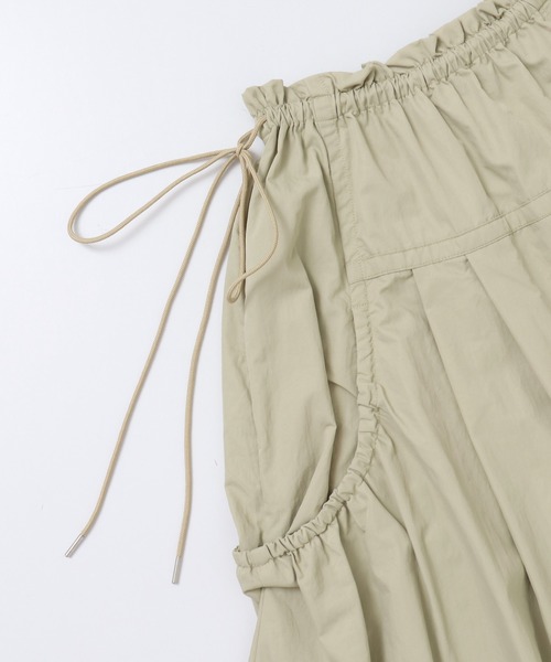 hunch（ハンチ）の「ナイロン デザインフレアスカート（スカート・レディース・セージグリーン/オフホワイト/ブラック・FREE）」の12枚目の写真