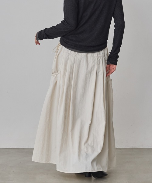 hunch（ハンチ）の「ナイロン デザインフレアスカート（スカート・レディース・セージグリーン/オフホワイト/ブラック・FREE）」の22枚目の写真