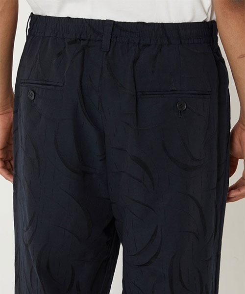 BLUE BLUE JAPAN（ブルーブルージャパン）の「タテメブキ トラウザーズ（その他パンツ・メンズ・ダークネイビー・M/XL/S/L）」の6枚目の写真