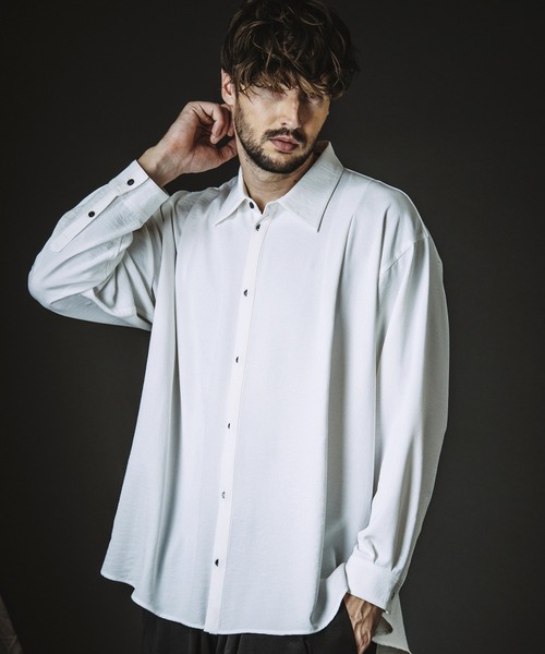 NO ID.（ノーアイディ）の「【NO ID.】Tuck Drape Big Shirt / タック ドレープ ビッグ シャツ（シャツ/ブラウス・メンズ・ブラック/グレー/ホワイト・ONE SIZE）」の8枚目の写真
