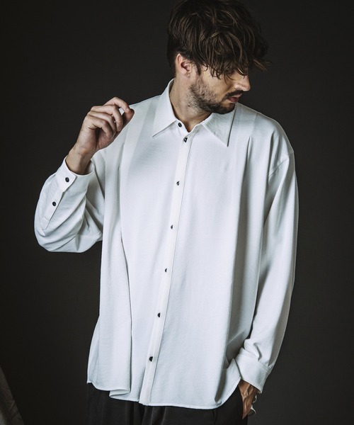 NO ID.（ノーアイディ）の「【NO ID.】Tuck Drape Big Shirt / タック ドレープ ビッグ シャツ（シャツ/ブラウス・メンズ・ブラック/グレー/ホワイト・ONE SIZE）」の9枚目の写真
