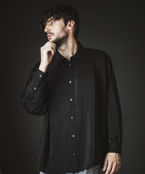 NO ID.（ノーアイディ）の「【NO ID.】Tuck Drape Big Shirt / タック ドレープ ビッグ シャツ（シャツ/ブラウス・メンズ・ブラック/グレー/ホワイト・ONE SIZE）」の15枚目の写真