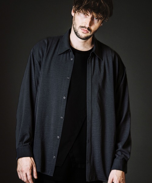 NO ID.（ノーアイディ）の「【NO ID.】Tuck Drape Big Shirt / タック ドレープ ビッグ シャツ（シャツ/ブラウス・メンズ・ブラック/グレー/ホワイト・ONE SIZE）」の21枚目の写真