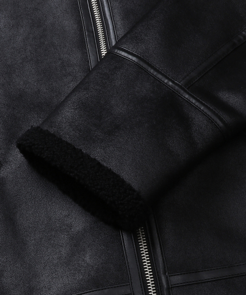 CONNECT KINLOCH(コネクトキンロック)の「ハイネックラインムートンジャケット(ブラック)(ムートンコート・メンズ・その他・MEDIUM/LARGE/X-LARGE)」の4枚目の写真