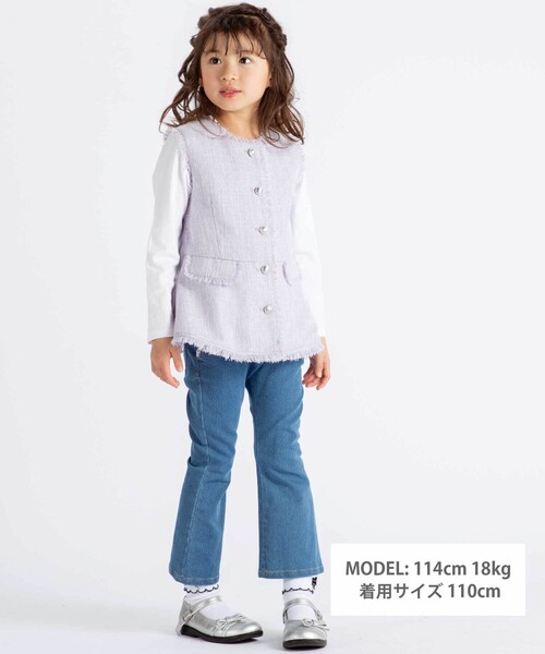 BeBe（ベベ）の「ジョグデニムフレアロングパンツ（デニムパンツ・キッズ・ピンク/ブルー・140cm/130cm/150cm/120cm/110cm）」の3枚目の写真