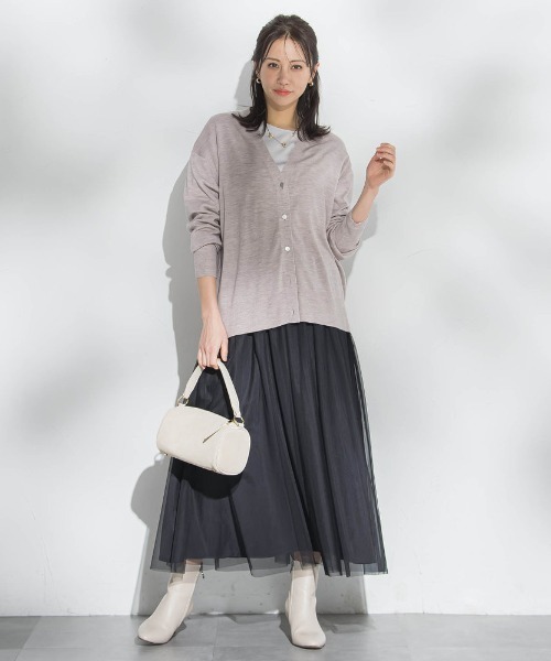 LAUTREAMONT（ロートレアモン）の「Brisbane Vネックカーディガン≪洗える≫（カーディガン/ボレロ・レディース・ブラック/グリーン系その他/ベージュ/オフホワイト・9号）」の12枚目の写真