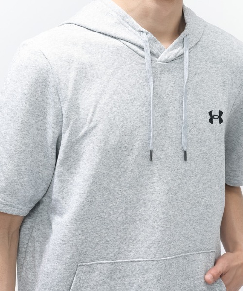 UNDER ARMOUR（アンダーアーマー）の「アンダーアーマー  UAライバル ライトウエイト テリー ショートスリーブ フーディー（パーカー・メンズ・ブラック/グレー・LL/M/S/3L/L）」の6枚目の写真
