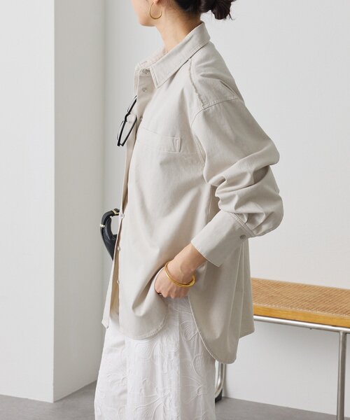 RIVE DROITE（リヴドロワ）の「【セットアップ着用可能】ガーメントダイコットンツイルシャツ（シャツ/ブラウス・レディース・サックスブルー/ライトベージュ/ピンク・FREE）」の10枚目の写真