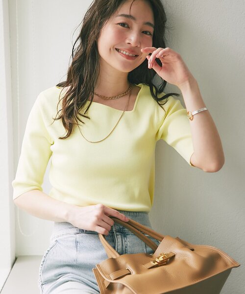 La boutique BonBon（ラブティックボンボン）の「【今すぐお届け！・全骨格おすすめ】クールタッチUVアシメネック5分袖ニット（ニット/セーター・レディース・ホワイト/ピンク/イエロー/ブラック/ネイビー・FREE）」の10枚目の写真