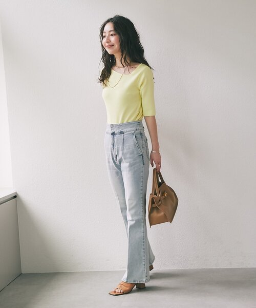 La boutique BonBon（ラブティックボンボン）の「【今すぐお届け！・全骨格おすすめ】クールタッチUVアシメネック5分袖ニット（ニット/セーター・レディース・ホワイト/ピンク/イエロー/ブラック/ネイビー・FREE）」の12枚目の写真