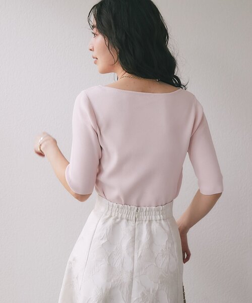 La boutique BonBon（ラブティックボンボン）の「【今すぐお届け！・全骨格おすすめ】クールタッチUVアシメネック5分袖ニット（ニット/セーター・レディース・ホワイト/ピンク/イエロー/ブラック/ネイビー・FREE）」の16枚目の写真