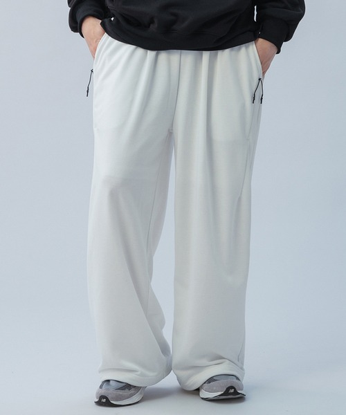 +phenix(プラスフェニックス)の「+phenix(プラスフェニックス) TECH SWEAT WIDE PANTS / テック スウェット ワイドパンツ(スウェットパンツ・メンズ・ブラック/ホワイト/チャコール・M/XL/L)」の4枚目の写真