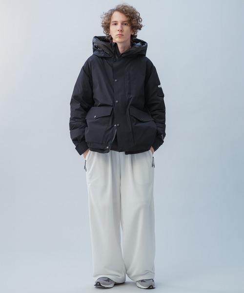 +phenix(プラスフェニックス)の「+phenix(プラスフェニックス) TECH SWEAT WIDE PANTS / テック スウェット ワイドパンツ(スウェットパンツ・メンズ・ブラック/ホワイト/チャコール・M/XL/L)」の9枚目の写真